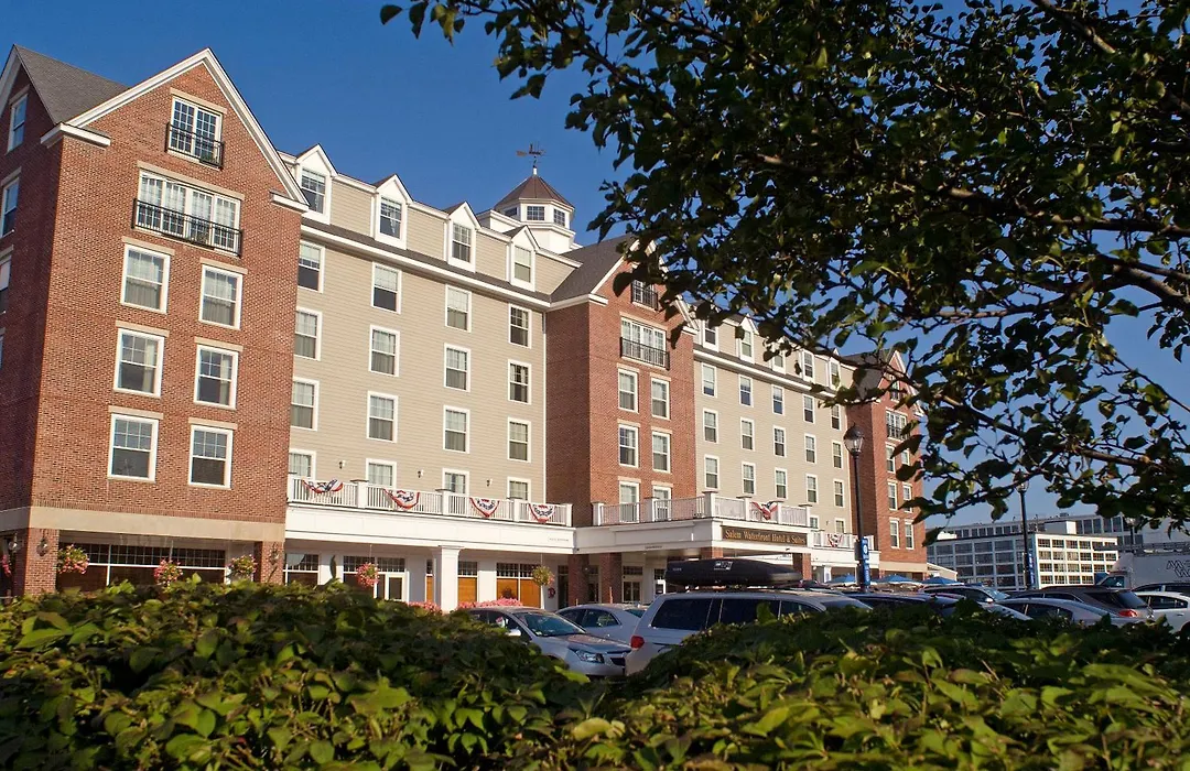 Salem Waterfront Hotel & Suites-1